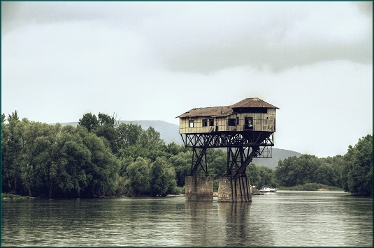 donau_mit_haus_web_large